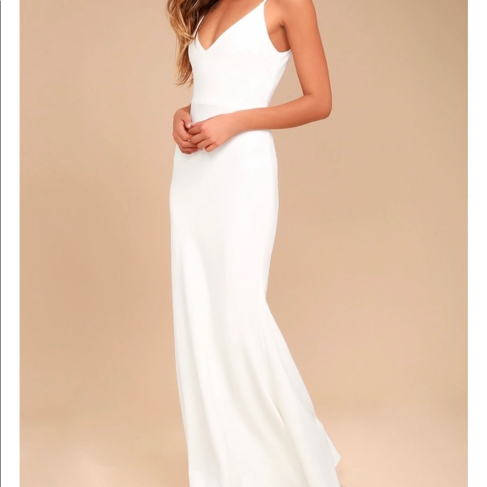 NWT LuLus White maxi dress